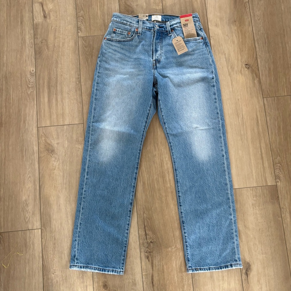Levi's High Rise Straight Jeans - Light Blue Denim